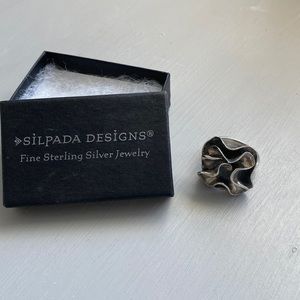 Silpada Blooming Flower Ring